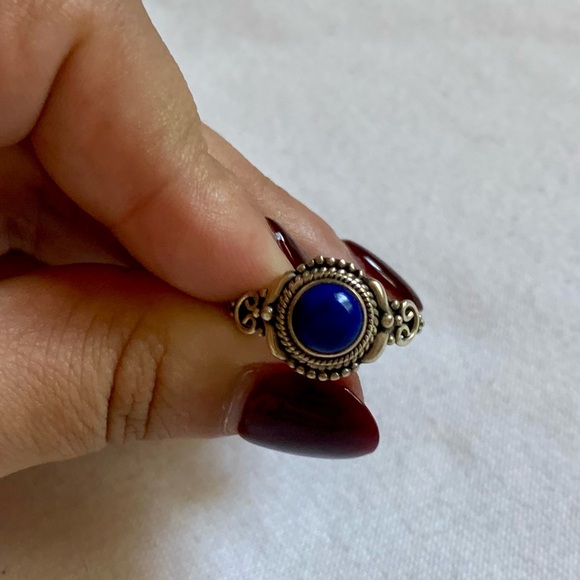 Sterling silver lapis lazuli cabachon ring - Picture 4 of 6